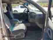 2003 Chevrolet TrailBlazer LT с VIN 1GNDT13S632109932, выставлен на аукционе IAAI как лот 43151737 с пробегом 174 172 миль миль и . История ставок и продаж доступна на DreamBid. Изображение 5.