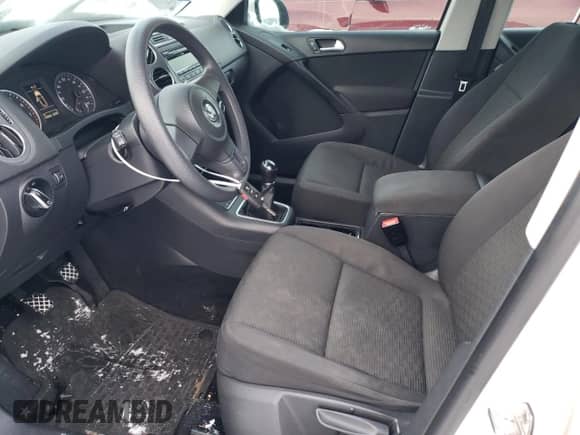 2012 Volkswagen Tiguan S с VIN WVGCV7AX1CW598552, выставлен на аукционе Copart как лот 41582135 с пробегом 149 666 миль миль и Чистый • Clean title. История ставок и продаж доступна на DreamBid. Изображение 7.