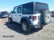 2022 Jeep Wrangler Unlimited Sport S z VIN 1C4HJXDG5NW254016, wystawiony jako IAAI lot #42214730 z przebiegiem 42 003 mil mil oraz . Historia ofert i sprzedaży dostępna na DreamBid. Obrazek 3.