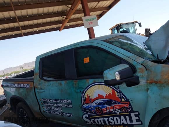 2023 Chevrolet Silverado 1500 ZR2 с VIN 3GCUDHEL1PG177864, выставлен на аукционе IAAI как лот 42454141 с пробегом Не указан миль и . История ставок и продаж доступна на DreamBid. Изображение 13.