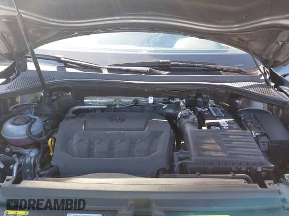 2023 Volkswagen Tiguan SE R-Line Black с VIN 3VVCB7AX6PM025036, выставлен на аукционе IAAI как лот 43137934 с пробегом 61 386 миль миль и . История ставок и продаж доступна на DreamBid. Изображение 10.