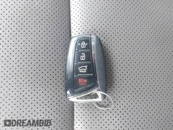 2015 Hyundai Santa Fe Limited с VIN KM8SRDHF4FU120198, выставлен на аукционе IAAI как лот 43172684 с пробегом 116 943 миль миль и . История ставок и продаж доступна на DreamBid. Изображение 11.