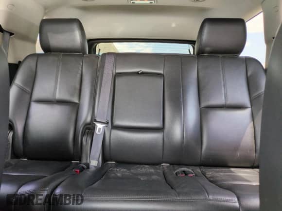 2014 Chevrolet Tahoe LT z VIN 1GNSKBE04ER199667, wystawiony jako Copart lot #65638255 z przebiegiem 142 620 mil mil oraz Szkoda całkowita • Salvage title. Historia ofert i sprzedaży dostępna na DreamBid. Obrazek 10.