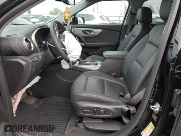 2024 Chevrolet Blazer LT z VIN 3GNKBDR43RS169779, wystawiony jako Copart lot #80995584 z przebiegiem 8 454 mil mil oraz Szkoda całkowita • Salvage title. Historia ofert i sprzedaży dostępna na DreamBid. Obrazek 7.