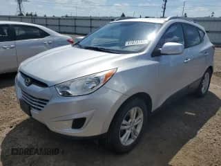 2010 Hyundai Tucson Limited с VIN KM8JU3AC9AU032342, выставлен на аукционе Copart как лот 61873765 с пробегом 126 182 миль миль и Списание • Salvage title. История ставок и продаж доступна на DreamBid. Изображение 1.