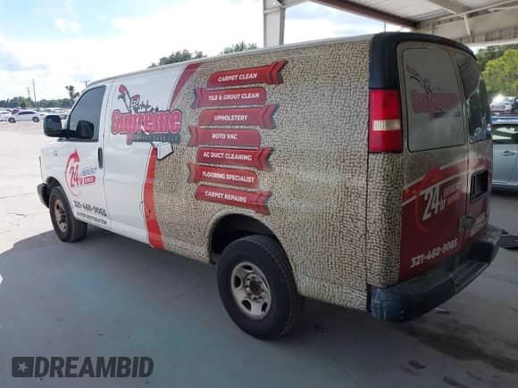 2007 Chevrolet Express Cargo with VIN 1GCGG25V971123956, listed as a IAAI auction lot 43280610 with 191,608 mi miles and . Bid and sale history available at DreamBid. Image 3.