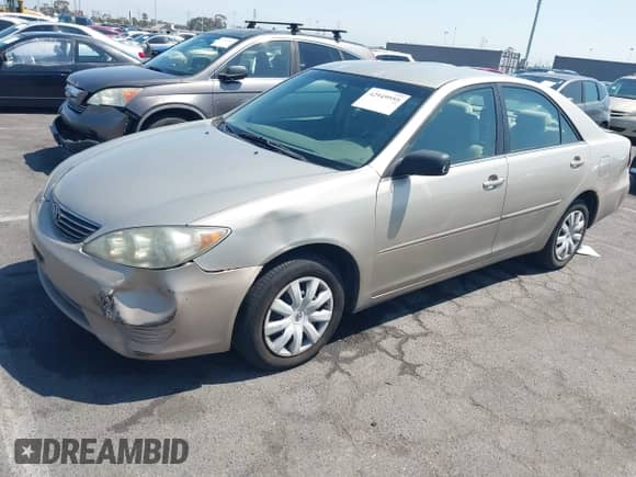 2005 Toyota Camry STD с VIN 4T1BE32K75U393887, выставлен на аукционе IAAI как лот 42949955 с пробегом 150 614 миль миль и . История ставок и продаж доступна на DreamBid. Изображение 2.