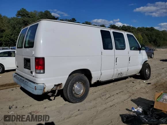 2000 Ford Econoline Cargo с VIN 1FTRE1427YHB39257, выставлен на аукционе Copart как лот 85663285 с пробегом 277 105 миль миль и Списание • Salvage title. История ставок и продаж доступна на DreamBid. Изображение 3.