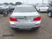 2012 BMW 7 Series 750i xDrive z VIN WBAKC6C58CC396561, wystawiony jako IAAI lot #42700568 z przebiegiem 135 433 mil mil oraz . Historia ofert i sprzedaży dostępna na DreamBid. Obrazek 16.