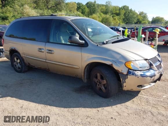 2003 Dodge Caravan ES с VIN 2D4GP54L93R217877, выставлен на аукционе IAAI как лот 43134398 с пробегом Не указан миль и . История ставок и продаж доступна на DreamBid. Изображение 1.