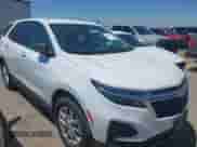 2022 Chevrolet Equinox LS z VIN 3GNAXSEV7NS115959, wystawiony jako IAAI lot #42699150 z przebiegiem 96 215 mil mil oraz . Historia ofert i sprzedaży dostępna na DreamBid. Obrazek 1.