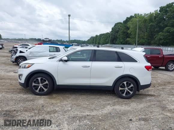 2016 Kia Sorento EX with VIN 5XYPH4A59GG100062, listed as a IAAI auction lot 42973658 with 148,765 mi miles and . Bid and sale history available at DreamBid. Image 14.