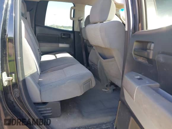 2008 Toyota Tundra z VIN 5TBRT54148S459113, wystawiony jako IAAI lot #43473949 z przebiegiem 145 326 mil mil oraz . Historia ofert i sprzedaży dostępna na DreamBid. Obrazek 8.