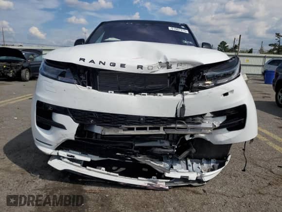 2023 Land Rover Range Rover Sport SE Dynamic with VIN SAL1L9FU9PA155122, listed as a Copart auction lot 81007315 with 23,978 mi miles and Salvage title. Bid and sale history available at DreamBid. Image 5.