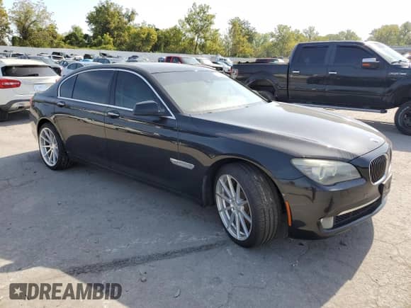 2012 BMW 7 Series 750Li xDrive with VIN WBAKC8C56CC434901, listed as a Copart auction lot 81919195 with 164,692 mi miles and Clean title. Bid and sale history available at DreamBid. Image 4.