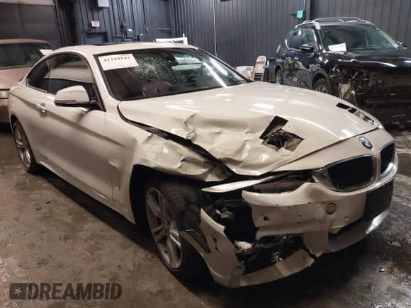 2019 BMW 4 Series 430i xDrive z VIN WBA4W5C50KAE49423, wystawiony jako IAAI lot #41344143 z przebiegiem 57 574 mil mil oraz . Historia ofert i sprzedaży dostępna na DreamBid. Obrazek 1.