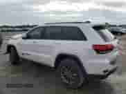 2017 Jeep Grand Cherokee 75th Anniversary z VIN 1C4RJEAG3HC696232, wystawiony jako Copart lot #57362055 z przebiegiem 105 440 mil mil oraz Szkoda całkowita • Salvage title. Historia ofert i sprzedaży dostępna na DreamBid. Obrazek 2.