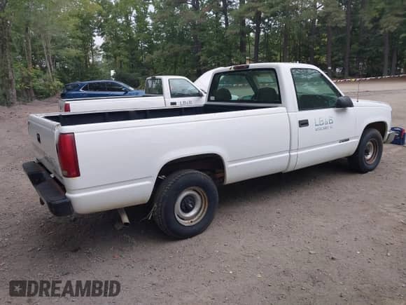 1998 Chevrolet Silverado 1500 с VIN 1GCEC14WXWZ277972, выставлен на аукционе IAAI как лот 43178275 с пробегом 111 397 миль миль и . История ставок и продаж доступна на DreamBid. Изображение 4.