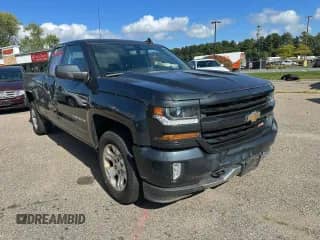2018 Chevrolet Silverado 1500 LT with VIN 1GCVKREC3JZ239904, listed as a Copart auction lot 72068375 with 147,700 mi miles and Clean title. Bid and sale history available at DreamBid. Image 1.