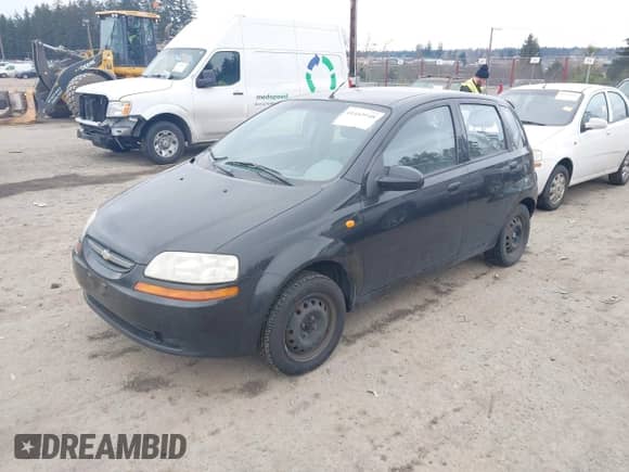 2004 Chevrolet Aveo z VIN KL1TD62604B238552, wystawiony jako IAAI lot #41443948 z przebiegiem 168 006 mil mil oraz . Historia ofert i sprzedaży dostępna na DreamBid. Obrazek 2.