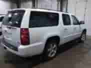 2008 Chevrolet Suburban 3LT z VIN 1GNFK16388J208099, wystawiony jako IAAI lot #41710552 z przebiegiem 228 929 mil mil oraz . Historia ofert i sprzedaży dostępna na DreamBid. Obrazek 4.