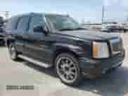 2006 Cadillac Escalade с VIN 1GYEC63N26R114412, выставлен на аукционе Copart как лот 62191165 с пробегом 188 041 миль миль и Списание • Salvage title. История ставок и продаж доступна на DreamBid. Изображение 4.