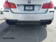 2013 BMW 5 Series 528i с VIN WBAXG5C55DDY33030, выставлен на аукционе IAAI как лот 43329764 с пробегом 181 763 миль миль и . История ставок и продаж доступна на DreamBid. Изображение 6.