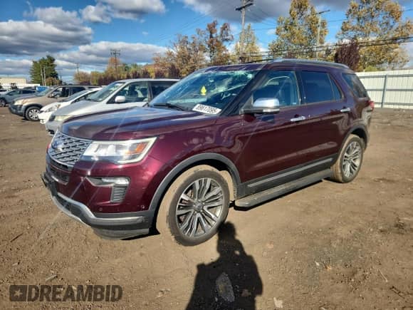 2018 Ford Explorer Platinum z VIN 1FM5K8HT3JGB14804, wystawiony jako Copart lot #89617095 z przebiegiem 120 288 mil mil oraz Szkoda całkowita • Salvage title. Historia ofert i sprzedaży dostępna na DreamBid. Obrazek 1.