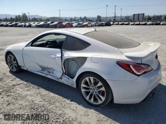 2014 Hyundai Genesis Coupe Ultimate с VIN KMHHU6KJ9EU113487, выставлен на аукционе Copart как лот 67207065 с пробегом 118 661 миль миль и Списание • Salvage title. История ставок и продаж доступна на DreamBid. Изображение 2.