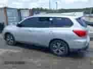 2017 Nissan Pathfinder S z VIN 5N1DR2MN3HC685979, wystawiony jako IAAI lot #42599517 z przebiegiem 125 169 mil mil oraz . Historia ofert i sprzedaży dostępna na DreamBid. Obrazek 14.