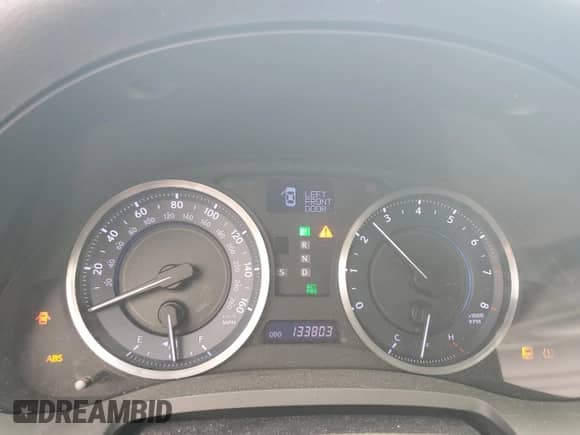 2012 Lexus IS 350 z VIN JTHCE5C26C5002334, wystawiony jako Copart lot #62225635 z przebiegiem 133 803 mil mil oraz Szkoda całkowita • Salvage title. Historia ofert i sprzedaży dostępna na DreamBid. Obrazek 9.