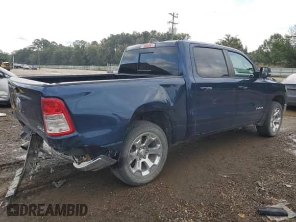 2020 Ram 1500 Lone Star z VIN 1C6SRFFTXLN291334, wystawiony jako Copart lot #82154645 z przebiegiem 88 599 mil mil oraz Szkoda całkowita • Salvage title. Historia ofert i sprzedaży dostępna na DreamBid. Obrazek 3.