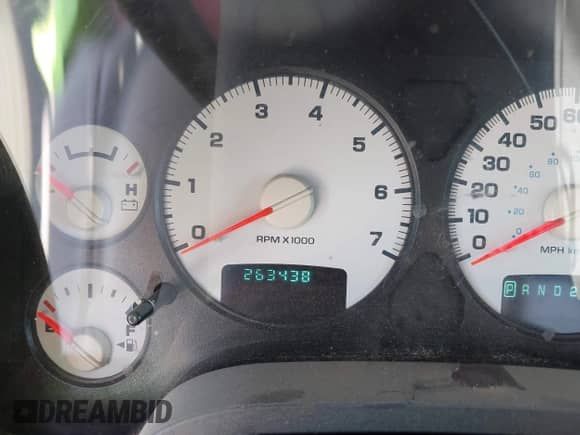 2002 Dodge 1500 с VIN 3D7HA18N82G151193, выставлен на аукционе IAAI как лот 42651706 с пробегом 263 438 миль миль и . История ставок и продаж доступна на DreamBid. Изображение 16.