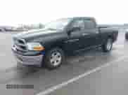 2011 Ram 1500 Big Horn z VIN 1D7RB1GT9BS555050, wystawiony jako IAAI lot #43302088 z przebiegiem 191 467 mil mil oraz . Historia ofert i sprzedaży dostępna na DreamBid. Obrazek 2.