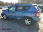 2007 Jeep Compass Sport with VIN 1J8FT47W77D145440, listed as a Copart auction lot 44413885 with 152,957 mi miles and Salvage title. Bid and sale history available at DreamBid. Image 2.