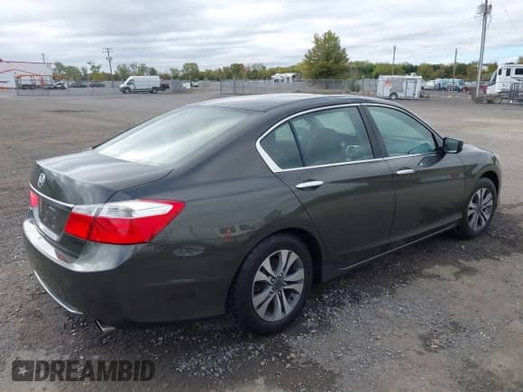 2014 Honda Accord LX с VIN 1HGCR2F31EA056998, выставлен на аукционе IAAI как лот 43445494 с пробегом 332 796 миль миль и . История ставок и продаж доступна на DreamBid. Изображение 4.