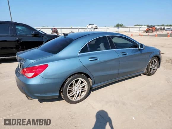 2014 Mercedes-Benz CLA 250 с VIN WDDSJ4EB6EN039909, выставлен на аукционе Copart как лот 68423905 с пробегом 183 181 миль миль и Списание • Salvage title. История ставок и продаж доступна на DreamBid. Изображение 3.
