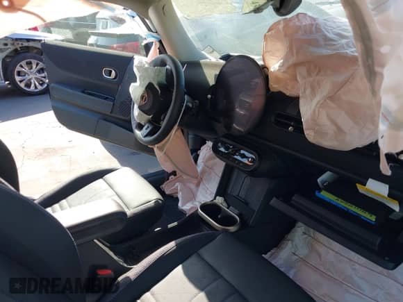 2025 MINI Hardtop Cooper S with VIN WMW23GD05S2W75477, listed as a IAAI auction lot 43022493 with Not provided miles and . Bid and sale history available at DreamBid. Image 18.