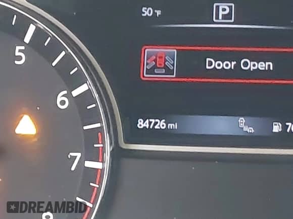 2020 Nissan Pathfinder SL z VIN 5N1DR2CN1LC603919, wystawiony jako IAAI lot #40834376 z przebiegiem 84 726 mil mil oraz . Historia ofert i sprzedaży dostępna na DreamBid. Obrazek 16.