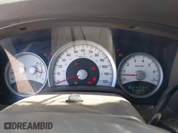 2005 Dodge Durango Limited with VIN 1D4HB58D45F544543, listed as a IAAI auction lot 42700816 with 213,857 mi miles and . Bid and sale history available at DreamBid. Image 7.