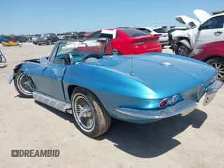 1965 Chevrolet Corvette with VIN 0000194675S105050, listed as a IAAI auction lot 41993759 with 54,455 mi miles and . Bid and sale history available at DreamBid. Image 3.