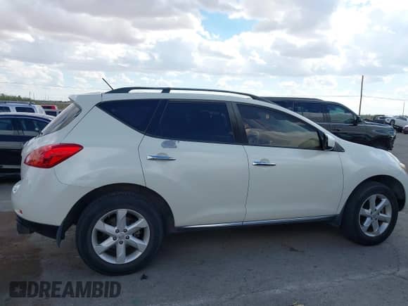 2009 Nissan Murano S с VIN JN8AZ18W09W102437, выставлен на аукционе IAAI как лот 43415492 с пробегом 170 882 миль миль и . История ставок и продаж доступна на DreamBid. Изображение 13.