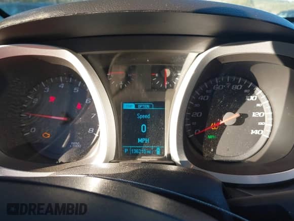 2015 Chevrolet Equinox LT z VIN 2GNFLCE3XF6431622, wystawiony jako IAAI lot #41373771 z przebiegiem 136 210 mil mil oraz . Historia ofert i sprzedaży dostępna na DreamBid. Obrazek 7.