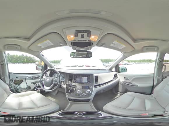 2018 Toyota Sienna XLE with VIN 5TDDZ3DCXJS198923, listed as a Copart auction lot 64501935 with 51,331 mi miles and Salvage title. Bid and sale history available at DreamBid. Image 15.