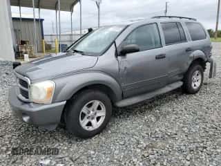 2005 Dodge Durango with VIN 1D8HD48D75F503889, listed as a Copart auction lot 70392604 with 154,675 mi miles and Salvage title. Bid and sale history available at DreamBid. Image 1.
