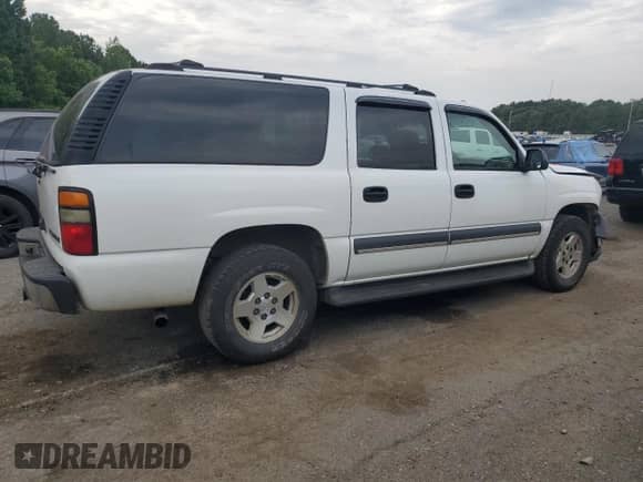2004 Chevrolet Suburban LT with VIN 1GNEC16Z14J167421, listed as a Copart auction lot 69144245 with 247,325 mi miles and Salvage title. Bid and sale history available at DreamBid. Image 3.