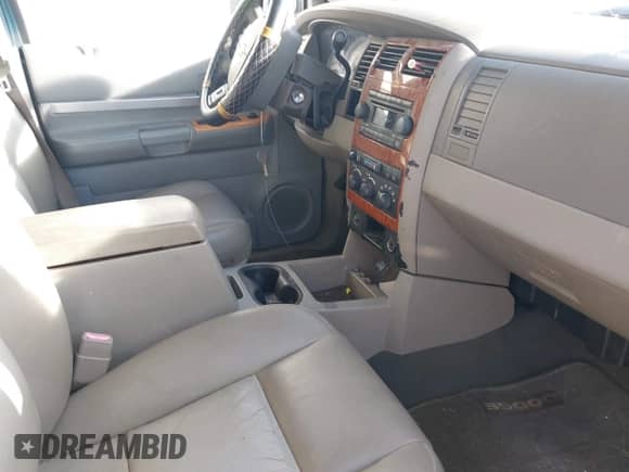 2007 Dodge Durango SLT с VIN 1D8HD48P07F514164, выставлен на аукционе IAAI как лот 41579173 с пробегом 228 394 миль миль и . История ставок и продаж доступна на DreamBid. Изображение 5.