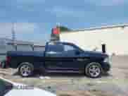 2014 Ram 1500 Express z VIN 1C6RR6FT1ES113671, wystawiony jako IAAI lot #42568741 z przebiegiem 226 832 mil mil oraz . Historia ofert i sprzedaży dostępna na DreamBid. Obrazek 13.