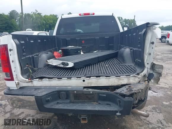 2011 GMC Sierra 1500 Work Truck with VIN 1GTN1TEA4BZ376298, listed as a IAAI auction lot 42670857 with 240,863 mi miles and . Bid and sale history available at DreamBid. Image 8.