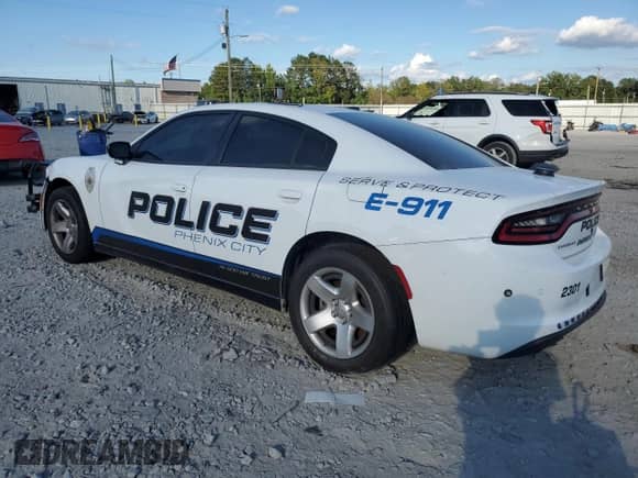 2023 Dodge Charger Police z VIN 2C3CDXAT4PH533742, wystawiony jako Copart lot #83823145 z przebiegiem 13 935 mil mil oraz Szkoda całkowita • Salvage title. Historia ofert i sprzedaży dostępna na DreamBid. Obrazek 2.